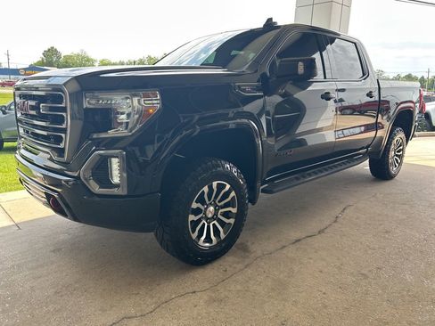 Used 2021 GMC Sierra 1500 AT4 w/ AT4 Premium Package AWD/4WD image 4