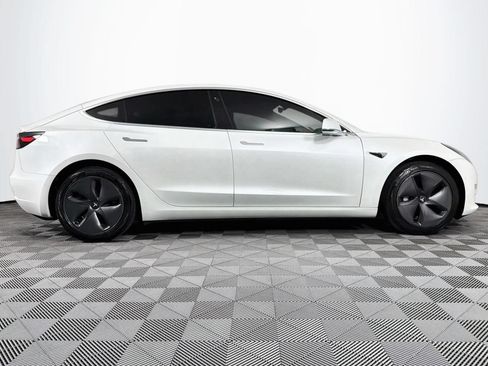 Used 2020 Tesla Model 3 Standard Range Plus RWD image 27