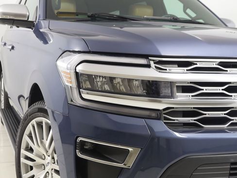 Used 2023 Ford Expedition Platinum AWD/4WD image 18