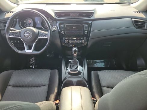 Certified 2020 Nissan Rogue SV FWD image 12