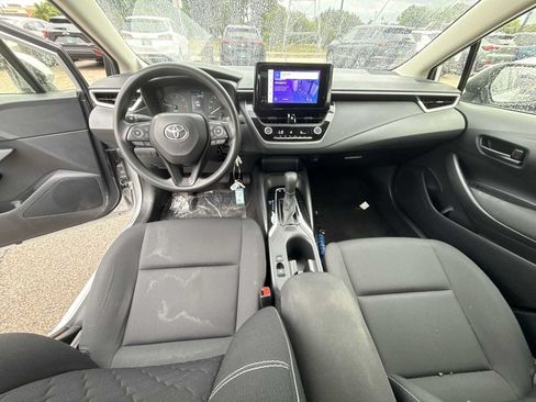Used 2024 Toyota Corolla LE FWD image 18