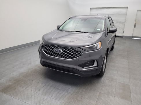 Used 2023 Ford Edge SEL image 15