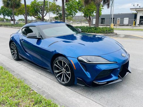 Used 2023 Toyota Supra w/ Safety & Technology Package RWD image 7