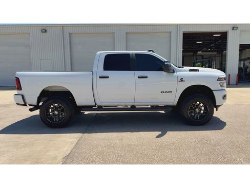 Used 2025 RAM 2500 Lone Star AWD/4WD image 9