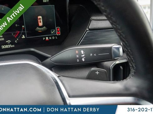 Used 2025 GMC Acadia Elevation FWD image 13