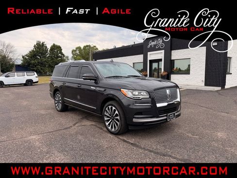 Used 2022 Lincoln Navigator L Reserve AWD/4WD image 1