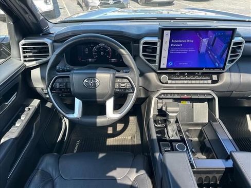 Used 2024 Toyota Tundra Platinum AWD/4WD image 15