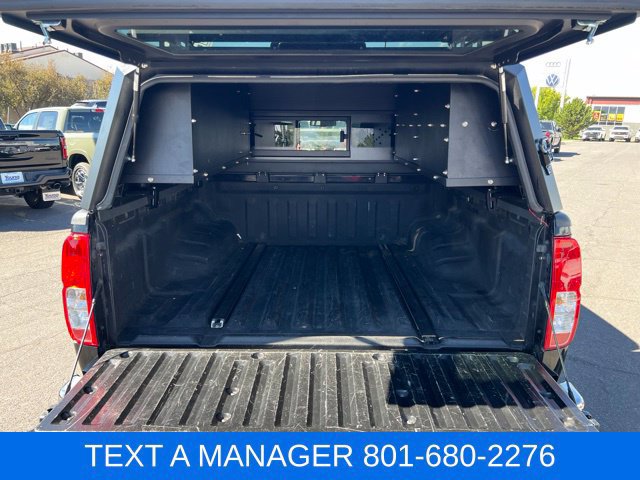 Used 2014 Nissan Frontier SV w/ SV Value Truck Package AWD/4WD image 13