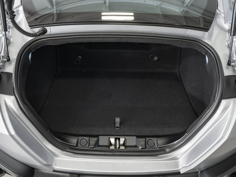 Used 2021 Ferrari Roma RWD image 44