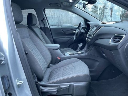Used 2022 Chevrolet Equinox LT image 27