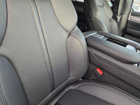 New 2026 Jeep Grand Wagoneer Limited image 7