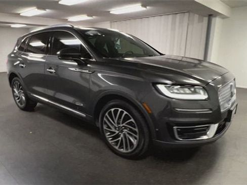 Used 2020 Lincoln Nautilus Reserve w/ Equipment Group 201A image 2