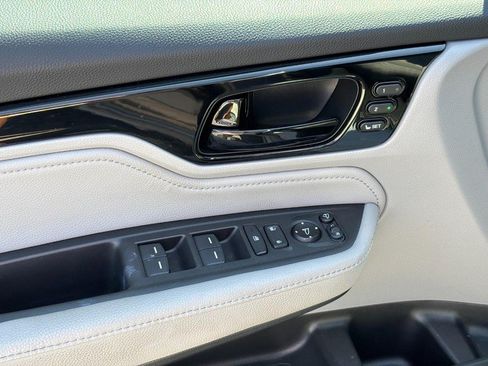 Used 2018 Honda Odyssey Elite image 18