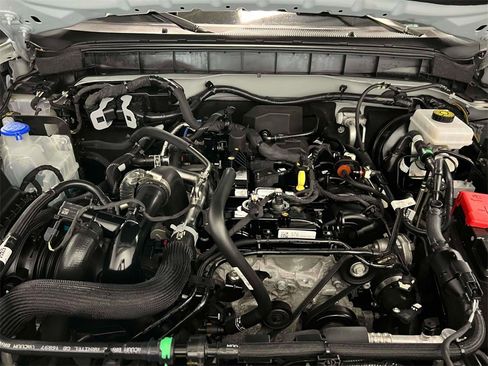 Used 2024 Ford Bronco Everglades image 35