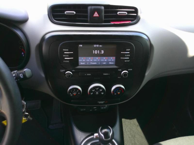 Used 2019 Kia Soul FWD image 16