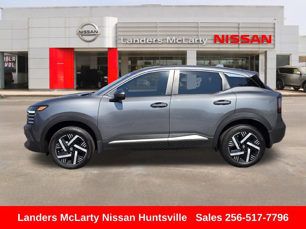 Used 2025 Nissan Kicks SV FWD image 8