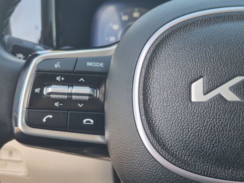 Certified 2023 Kia Sorento SX AWD/4WD image 19
