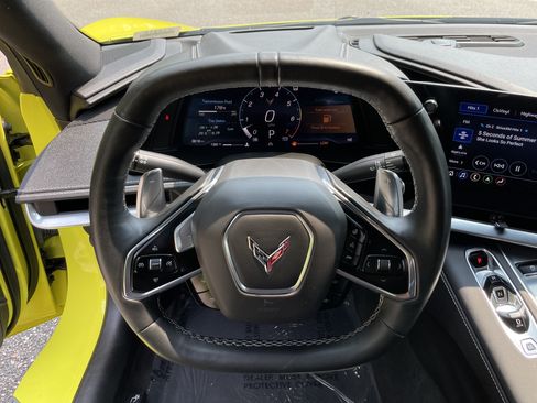 Used 2022 Chevrolet Corvette Stingray Preferred Conv w/ Battery Protection Package RWD image 17