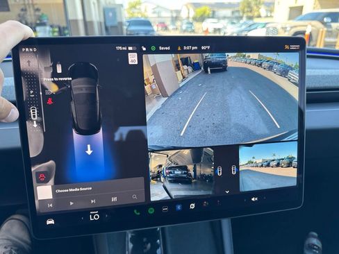 Used 2025 Tesla Model 3 Long Range RWD image 8