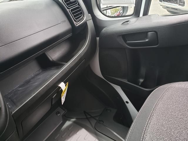 Used 2025 RAM ProMaster 1500 w/ Convenience Group FWD image 23
