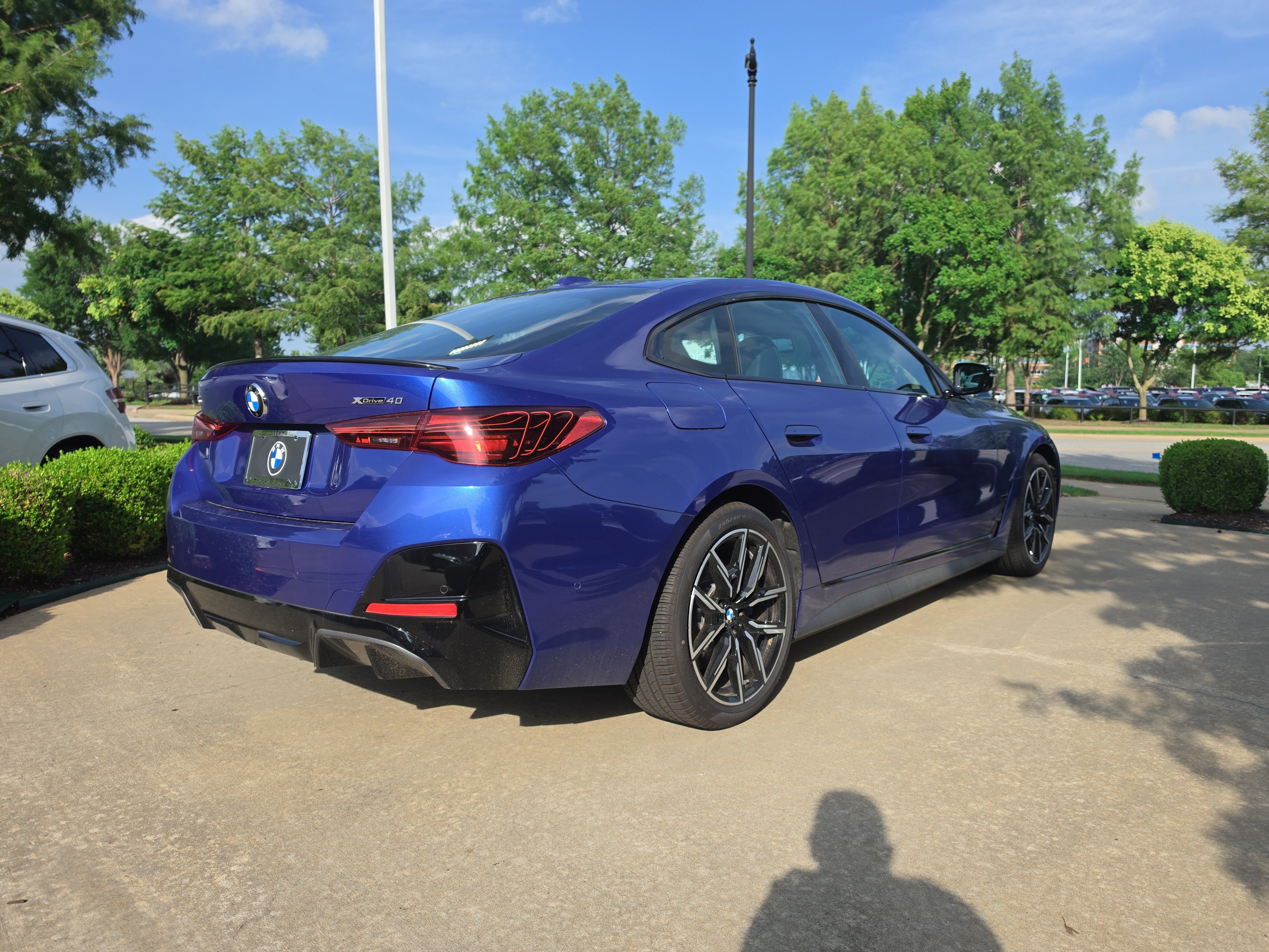New 2026 BMW i4 xDrive40i w/ M Sport Package AWD/4WD image 5