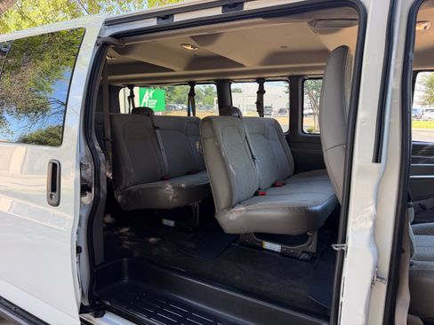 Used 2019 Chevrolet Express 3500 LT w/ LT Preferred Equipment Group RWD image 32