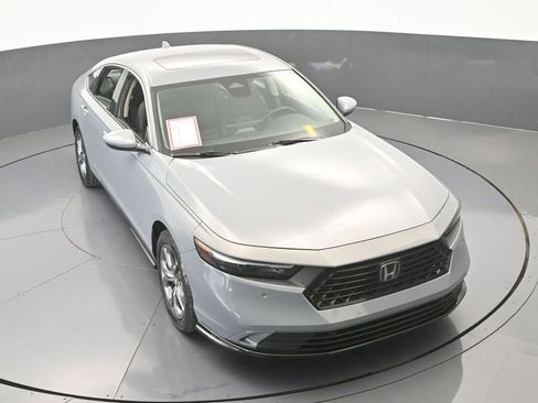 Used 2023 Honda Accord EX-L image 57