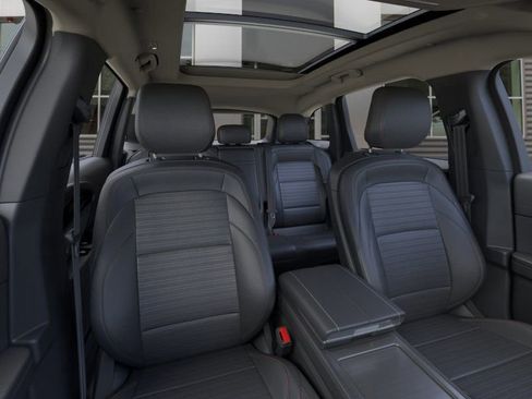 New 2026 Lincoln Nautilus Reserve w/ Jet Appearance Package image 10