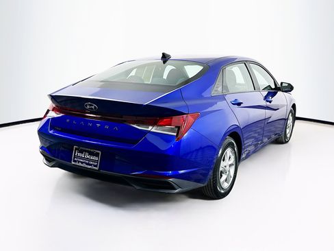 Certified 2023 Hyundai Elantra SE image 7