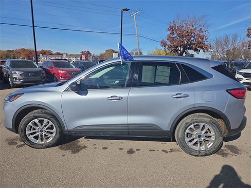 Certified 2022 Ford Escape SE w/ Convenience Package image 7