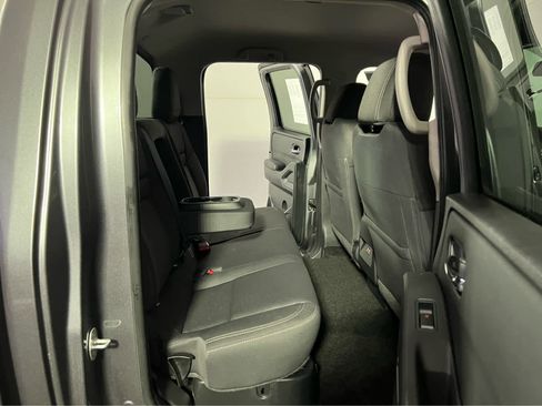 Certified 2022 Nissan Frontier SV image 25