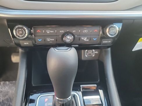 New 2026 Jeep Compass Limited w/ Sun, Sound & Navigation Group image 14