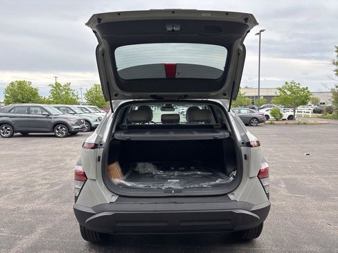 Certified 2025 Hyundai Kona SEL AWD/4WD image 13