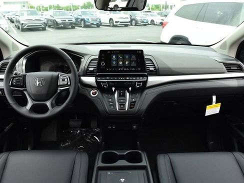 New 2026 Honda Odyssey EX-L image 7