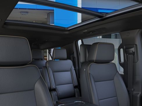 New 2026 Chevrolet Suburban Premier AWD/4WD image 48