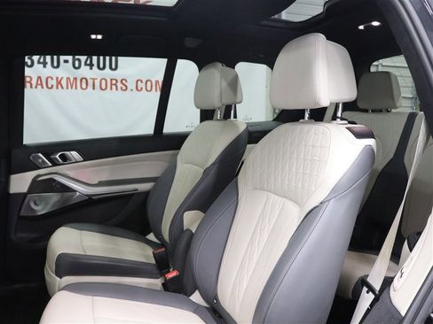 Used 2023 BMW X7 M60i w/ Executive Package AWD/4WD image 20