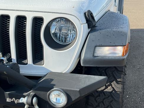 Used 2018 Jeep Wrangler Unlimited Sport AWD/4WD image 11