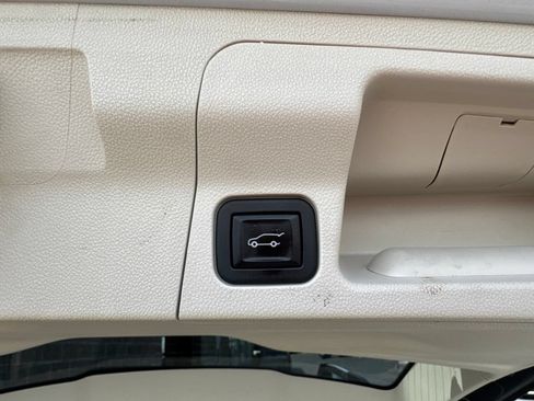 Used 2020 GMC Acadia Denali w/ Trailering Package AWD/4WD image 42