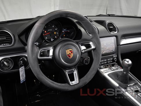 Used 2018 Porsche 718 Boxster GTS RWD image 33