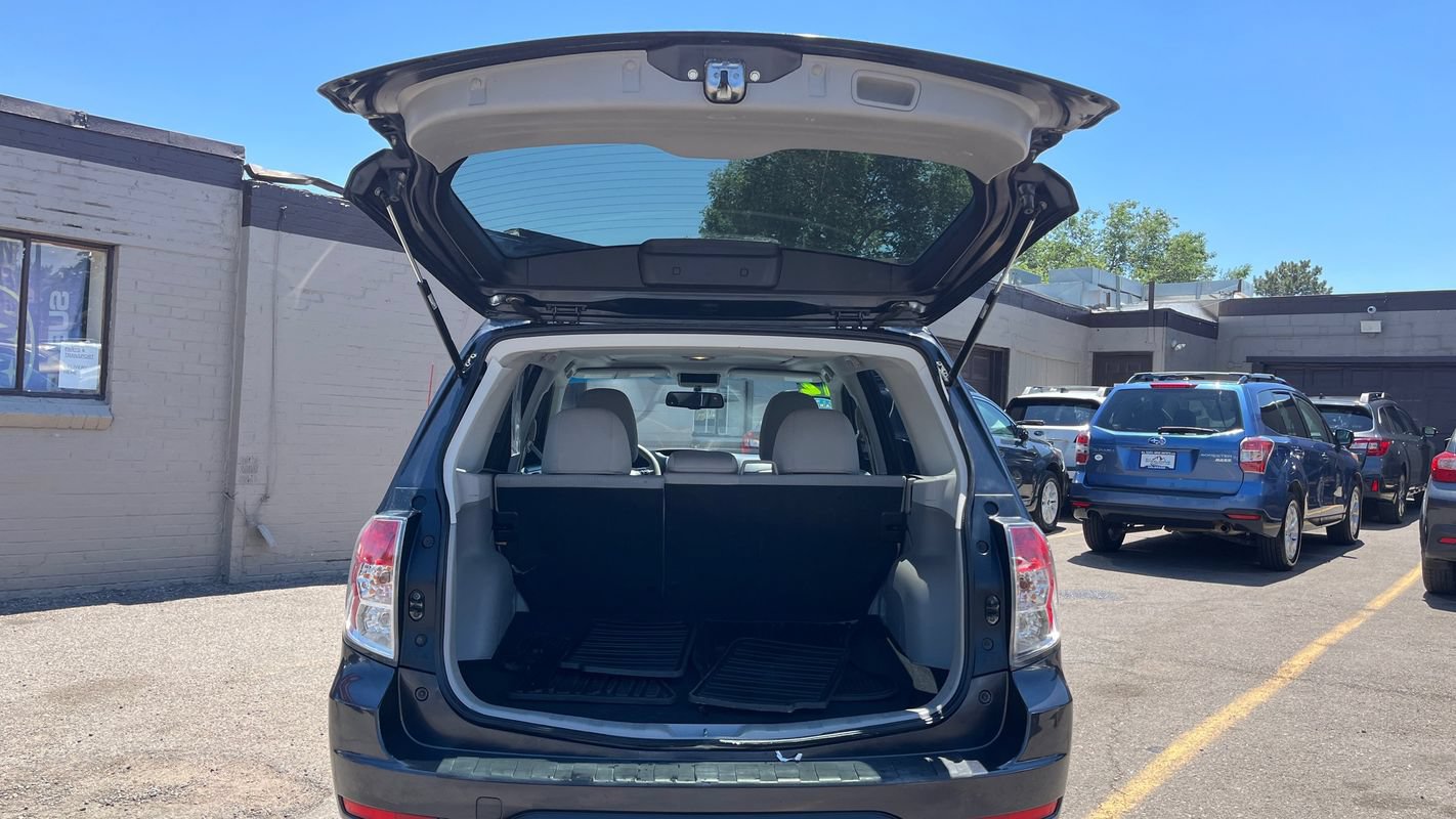 Used 2012 Subaru Forester 2.5X Premium w/ All-Weather Pkg AWD/4WD image 22