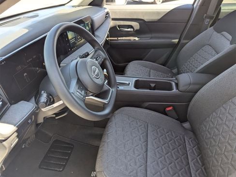 New 2026 Nissan Kicks SV image 17