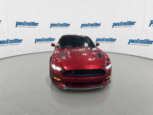 Used 2017 Ford Mustang GT Premium w/ GT Performance Package RWD image 3