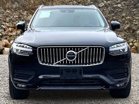Used 2021 Volvo XC90 T6 Momentum w/ Protection Package Premier AWD/4WD image 3