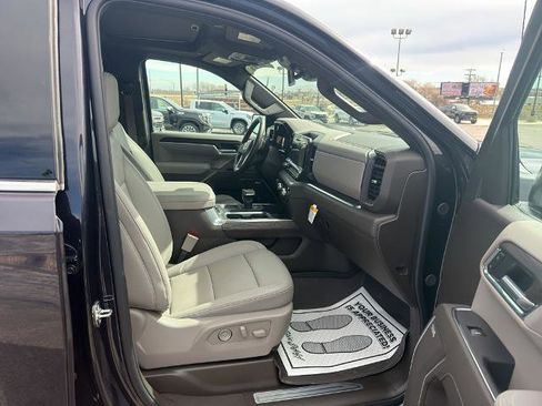 New 2026 GMC Sierra 1500 SLT w/ SLT Premium Plus Package image 10