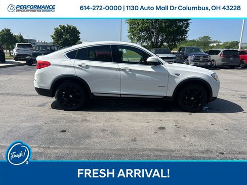 Used 2018 BMW X4 xDrive28i AWD/4WD image 3