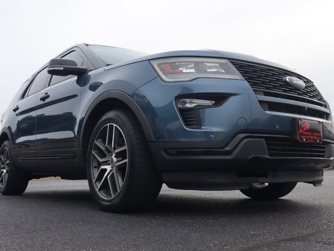 Used 2018 Ford Explorer Sport w/ Equipment Group 401A image 17
