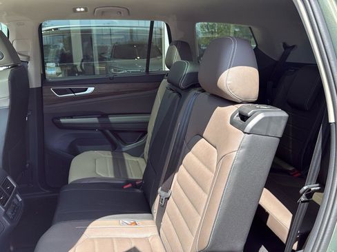New 2025 Volkswagen Atlas SEL image 15