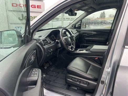 Used 2025 Honda Ridgeline RTL image 21