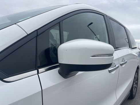 Used 2024 Honda Odyssey EX-L image 11