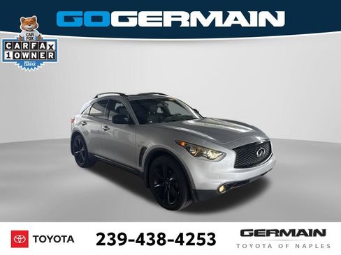 Used 2017 INFINITI QX70 2WD w/ Premium Package image 10